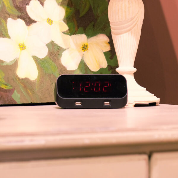 Household Alarm Desktop Clock With 1080P HD Wifi Camera